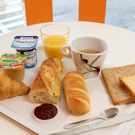 Premiere Classe Ξενοδοχείο *