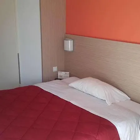 Premiere Classe Otel Châlons-en-Champagne